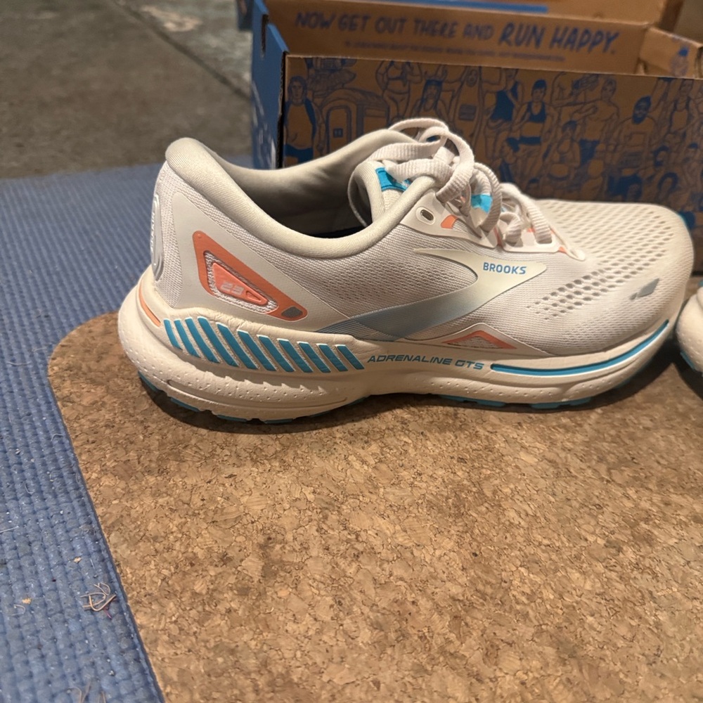 Brooks adrenaline and GTS 23 size 8 Women's White and Blue Running Shoes